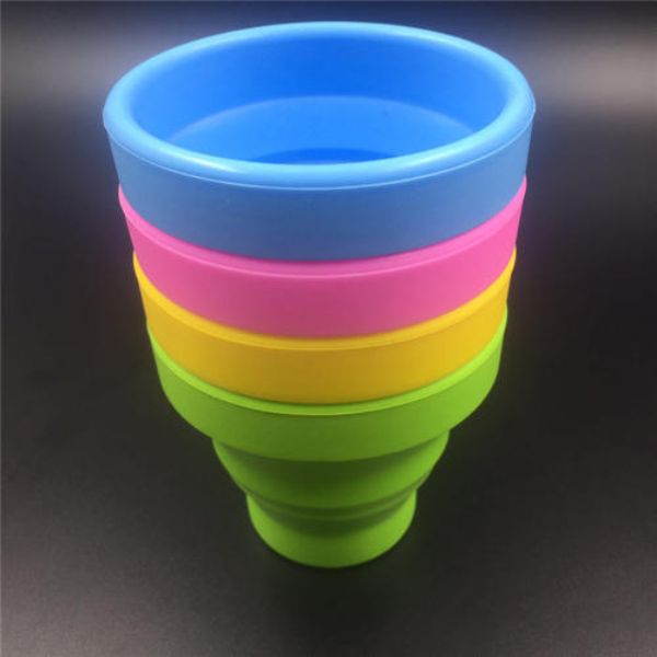 Travel folding cup